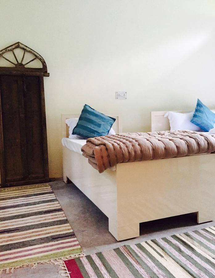 Rishis International Otel Bijni Dış mekan fotoğraf