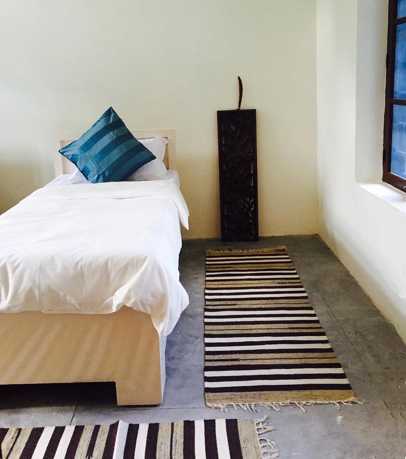 Rishis International Otel Bijni Dış mekan fotoğraf